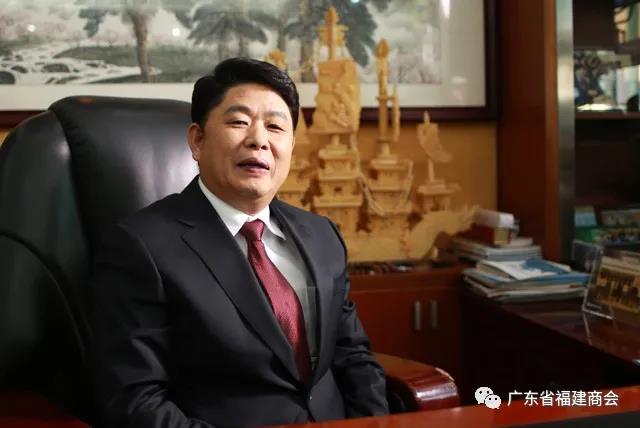 热烈祝贺我会三位领导当选香港特别行政区选举委员会委员! 热烈祝贺我会三位领导当选香港特别行政区选举委员会委员!