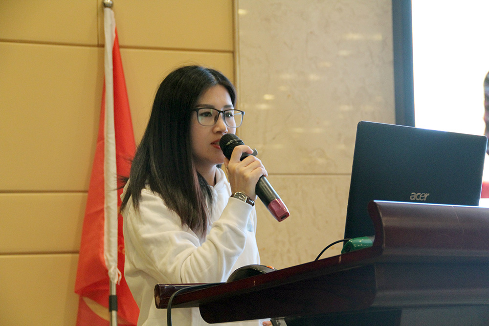 省商会青委会成立一周年大会在清远召开 省商会青委会成立一周年大会在清远召开