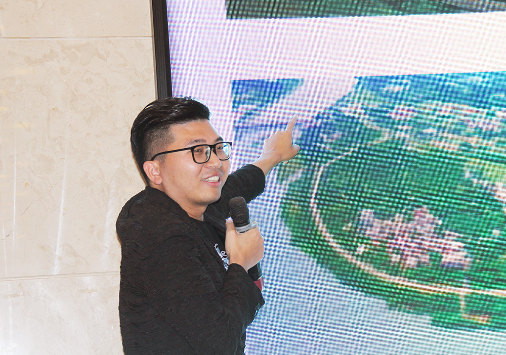 省商会青委会成立一周年大会在清远召开 省商会青委会成立一周年大会在清远召开