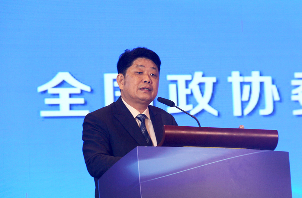 许明金会长应邀参加龙岩市粤港澳大湾区招商推介会 许明金会长应邀参加龙岩市粤港澳大湾区招商推介会