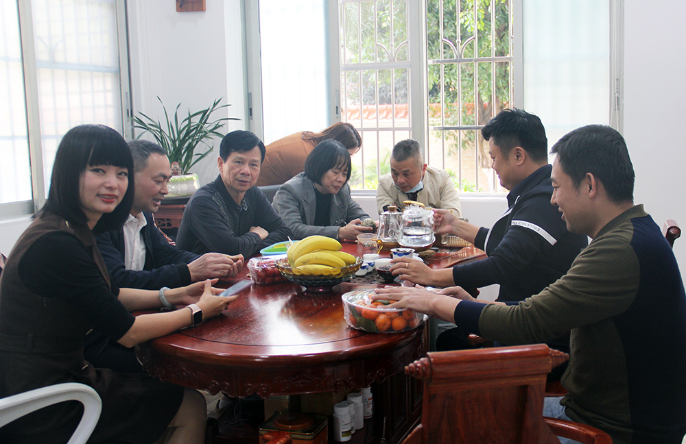 商会一行到广州白云走访理事陈祖洪 商会一行到广州白云走访理事陈祖洪