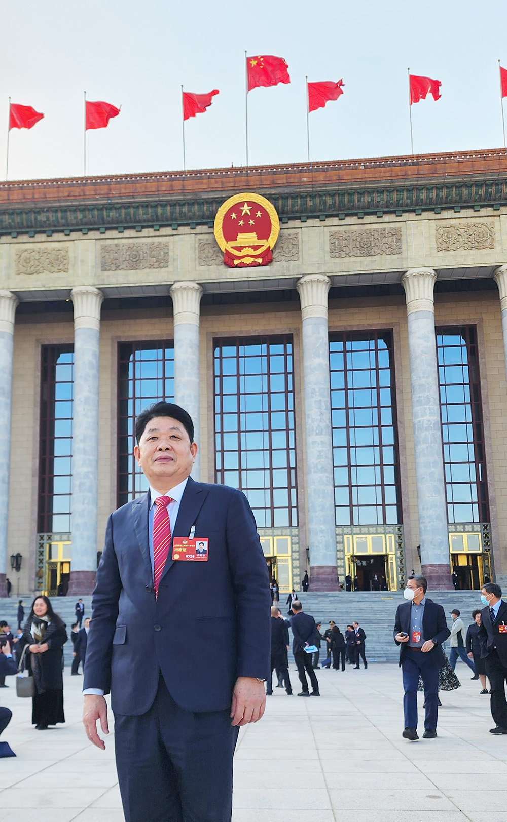【委员之声】全国政协委员许明金:关于引导香港“双非”子女依法行使公民权利的提案 【委员之声】全国政协委员许明金:关于引导香港“双非”子女依法行使公民权利的提案