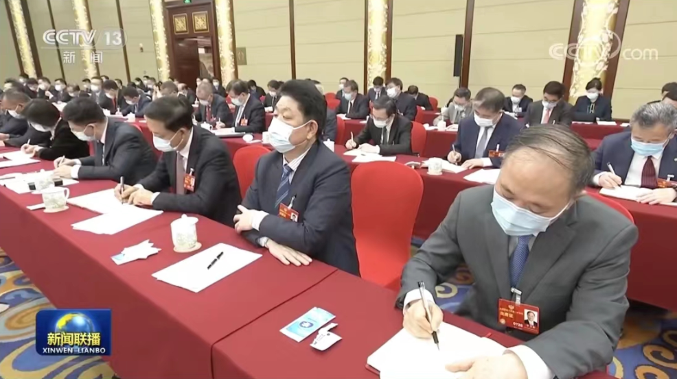习近平总书记看望参加全国政协十四届一次会议的民建、工商联界委员 习近平总书记看望参加全国政协十四届一次会议的民建、工商联界委员