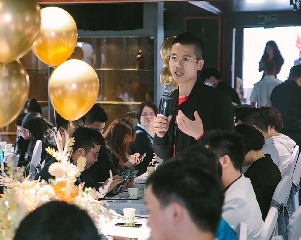 广东省福建商会青委会举行工作总结会议暨庆祝五四青年节活动 广东省福建商会青委会举行工作总结会议暨庆祝五四青年节活动