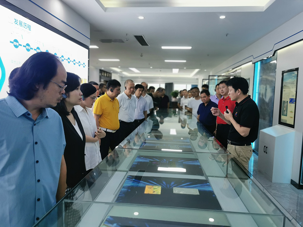 广州市驻穗机构商协会赴龙岩进行商务考察,执行会长苏其远参加 广州市驻穗机构商协会赴龙岩进行商务考察,执行会长苏其远参加