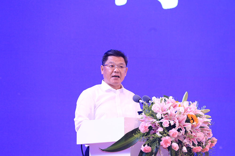 闽商投融资大会在兰州隆重举行,执行会长吴志民、聂静洁参加会议 闽商投融资大会在兰州隆重举行,执行会长吴志民、聂静洁参加会议