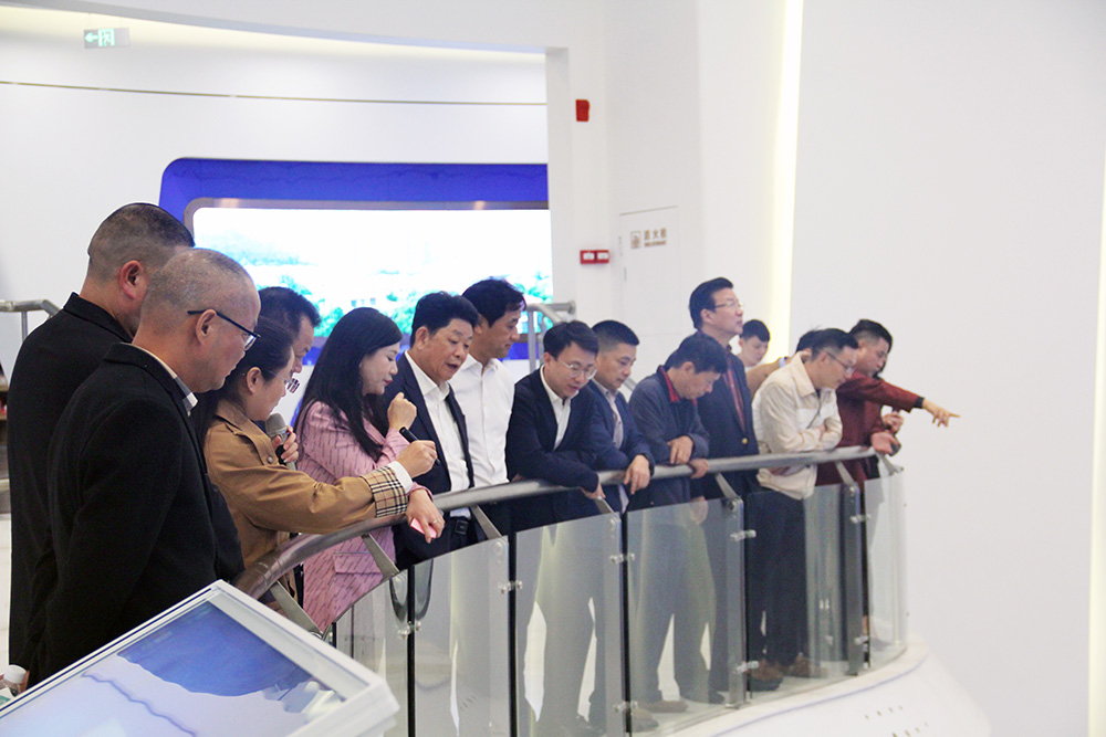 许明金会长带队赴肇庆开展企业走访暨商务考察活动 许明金会长带队赴肇庆开展企业走访暨商务考察活动