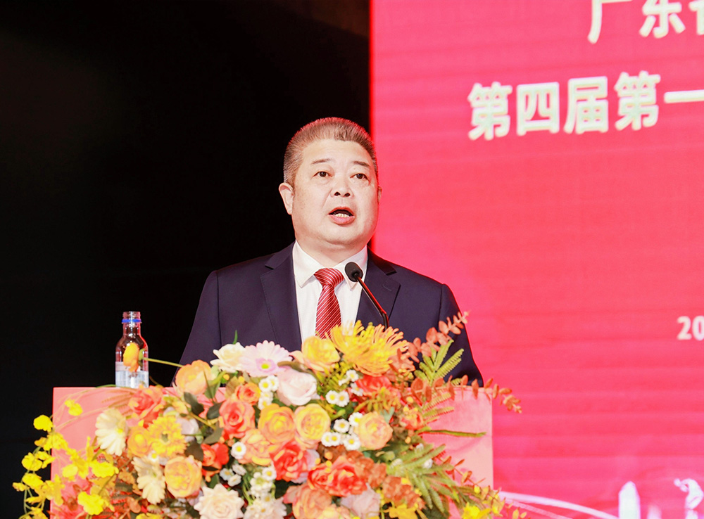 广东省福建商会第四届第一次会员代表大会在广州召开 广东省福建商会第四届第一次会员代表大会在广州召开