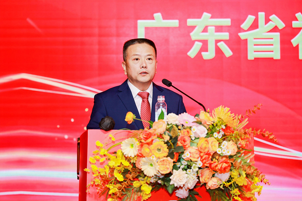 广东省福建商会第四届第一次会员代表大会在广州召开 广东省福建商会第四届第一次会员代表大会在广州召开